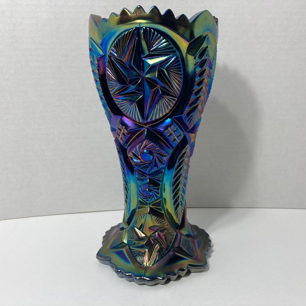 L. E. Smith Black Amethyst Carnival Glass Vase